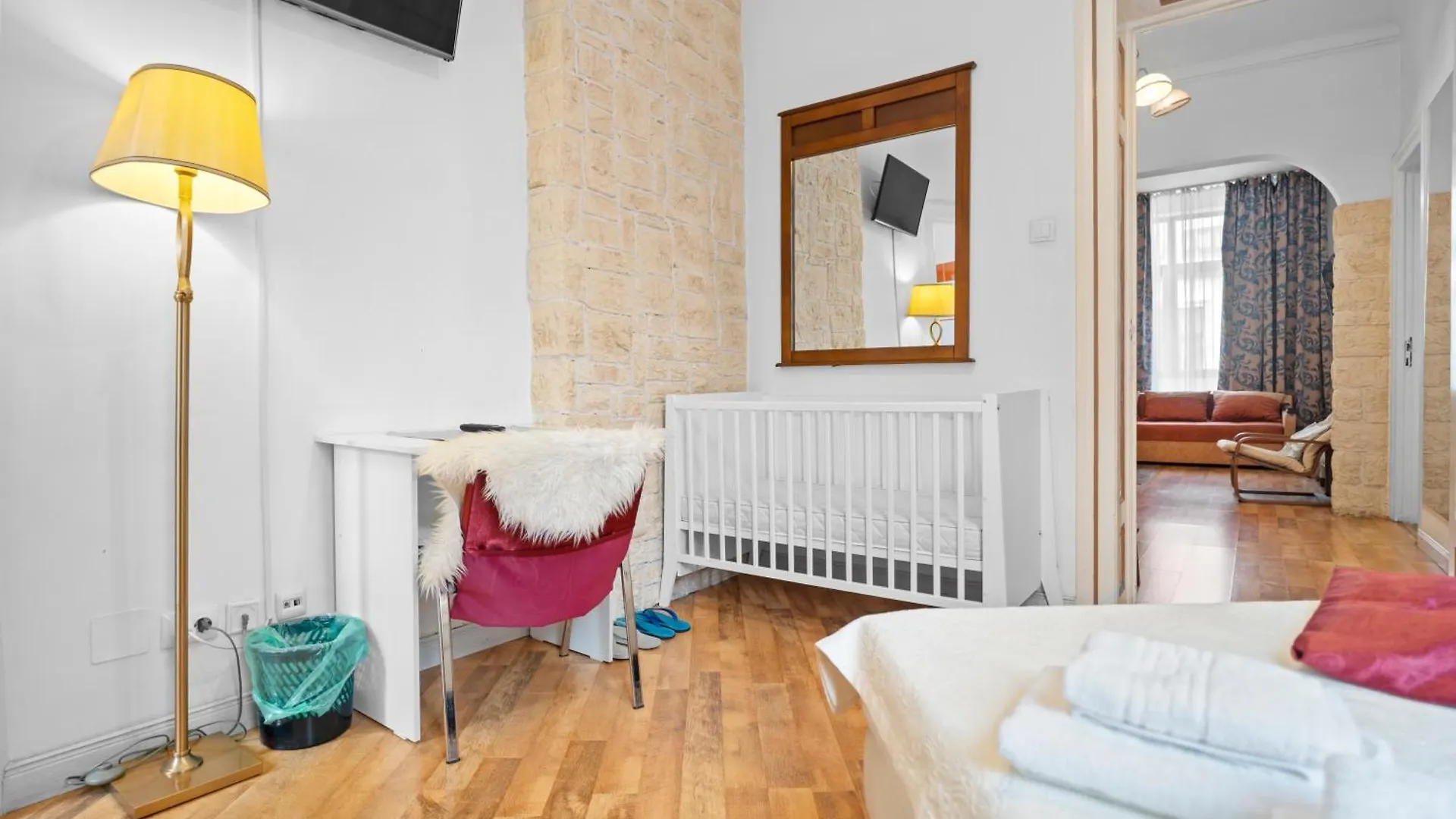 Golden Residences - Apartment & Penthouse In Old Town Bukareszt