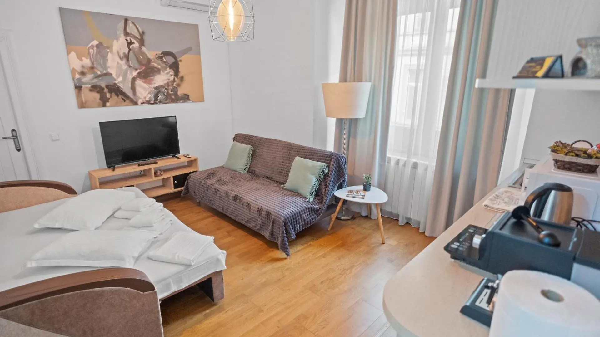 Golden Residences - Apartment & Penthouse In Old Town Bucharest