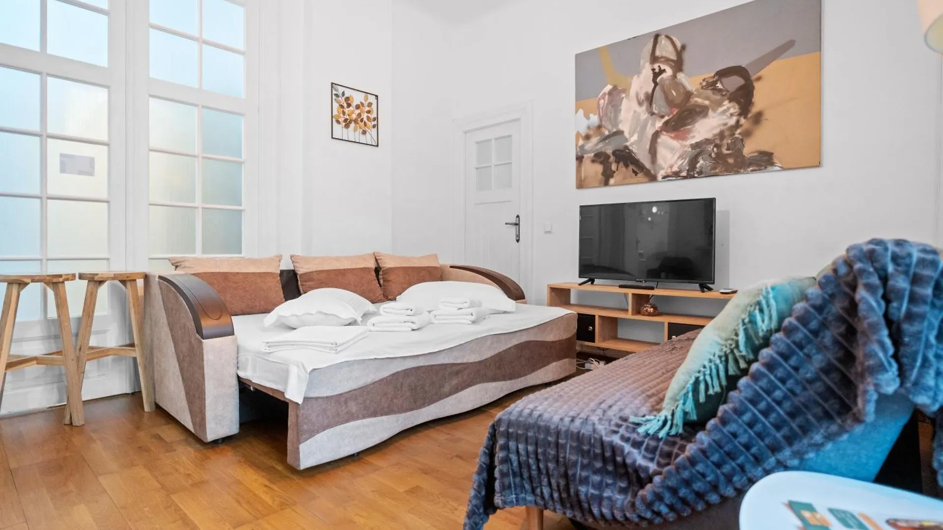Golden Residences - Apartment & Penthouse In Old Town Bucharest