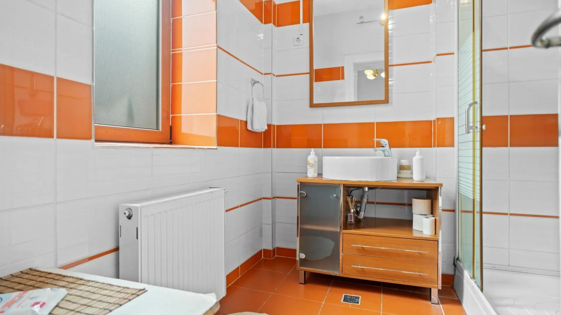 Golden Residences - Apartment & Penthouse In Old Town Bucharest Romania