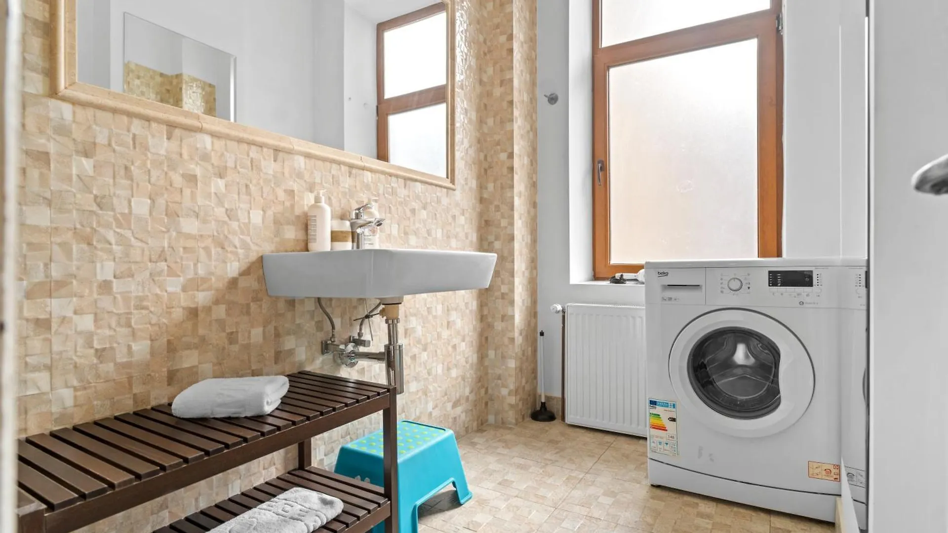 Golden Residences - Apartment & Penthouse In Old Town Bucharest